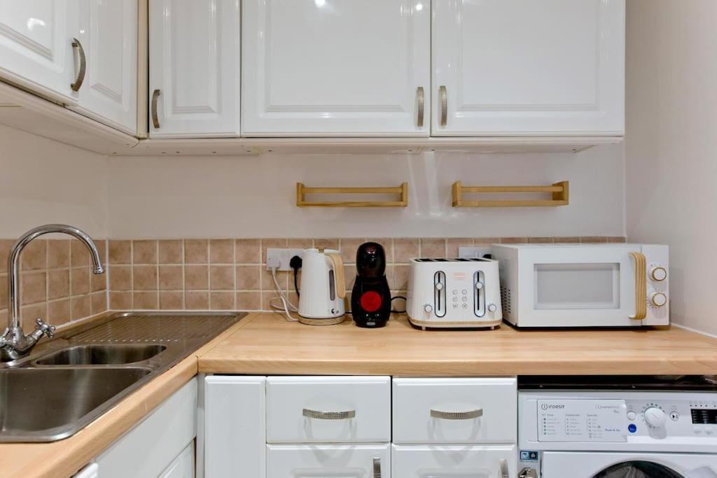 Imperial Hogarth Road Apartment -4Th Floor ลอนดอน ภายนอก รูปภาพ